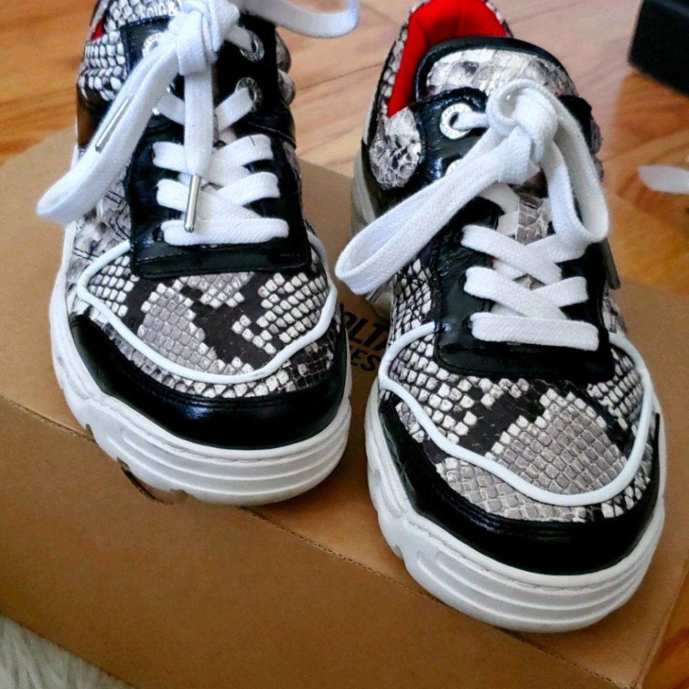 Beautiful snake skin sneakers from Zadig